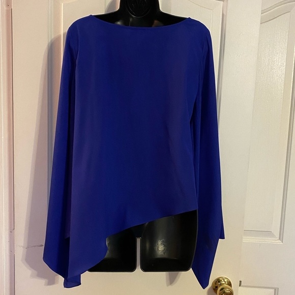 “BEBE” Brielle Bell Sleeve Asymmetrical Blouse - Picture 7 of 12